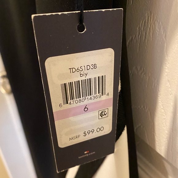 TOMMY HILFIGER Women’s Size 6 Black/White Dress NWT - Picture 2 of 5